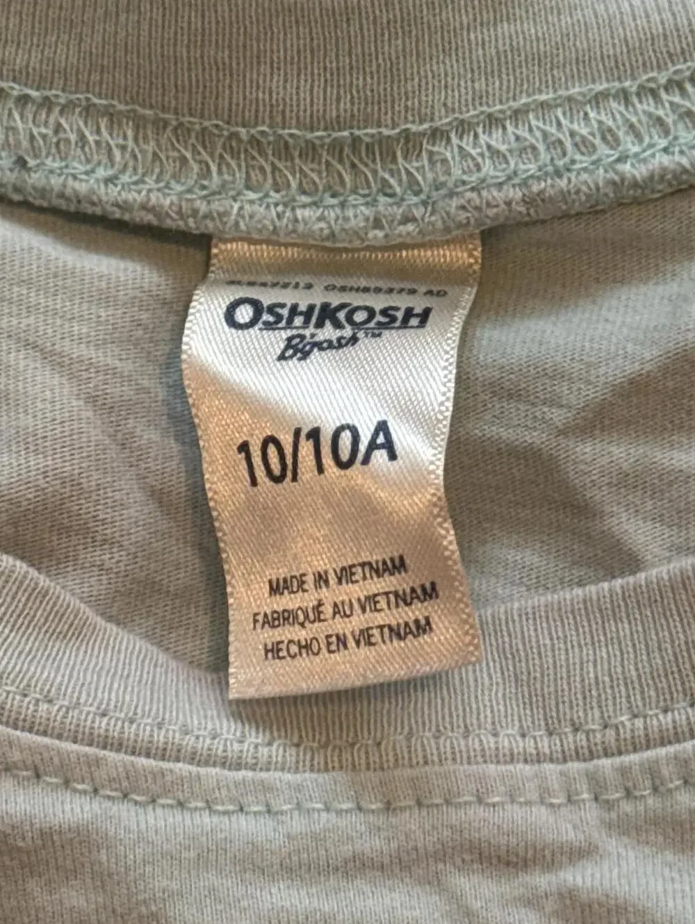 OshKosh B'gosh Kids T-Shirt 10/10A Green Shark Print Casual